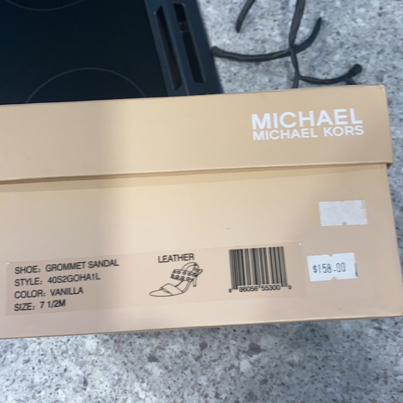 Grommet Sandal - Picture 6 of 7